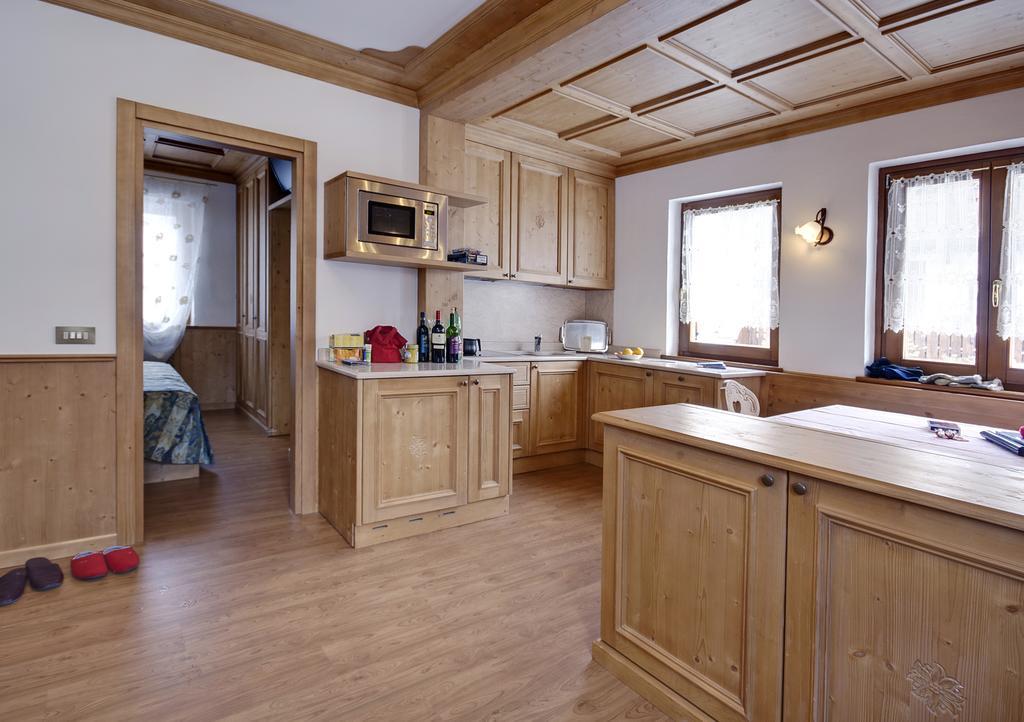 Appartamenti Barisetti Cortina dʼAmpezzo Quarto foto